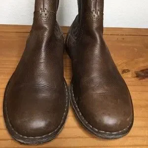 UGG | Shoes | Ugg Leather Chelsea 5633 Boots Men Size 95 | Poshmark